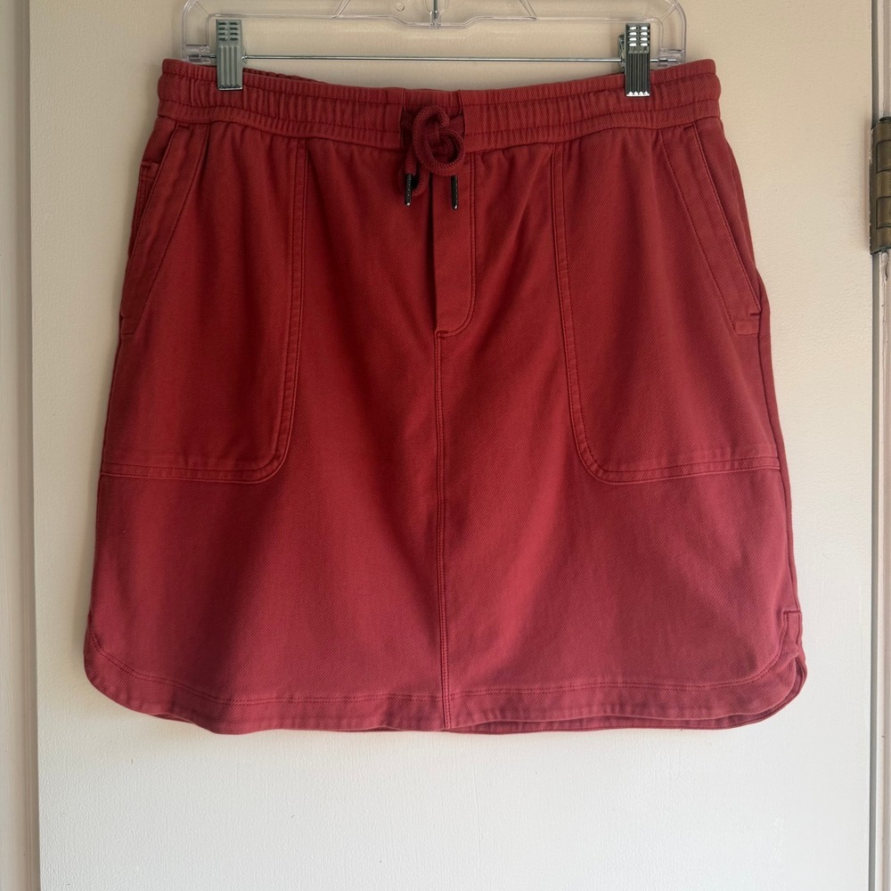 Athleta Farallon Skirt Womens Medium Red Cotton Stretch Mini Pockets Drawstring